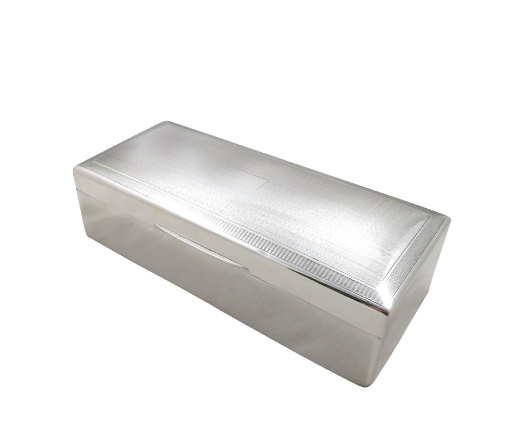 Antique George V Sterling Silver Jewellery / Trinket Box 1929 View II