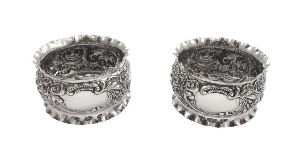 Pair of Antique Edwardian Sterling Silver Napkin Rings in Case 1901 View III