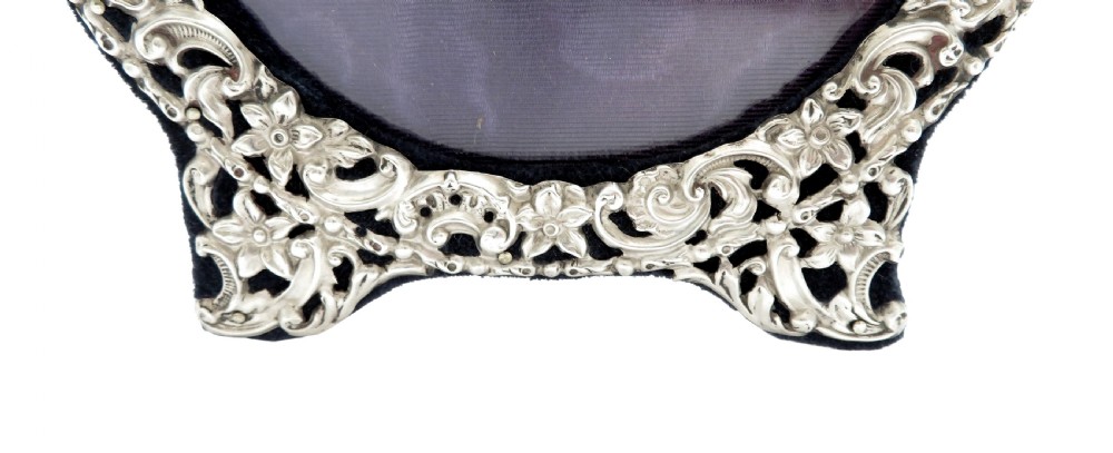Antique Victorian Sterling Silver 5 1/2