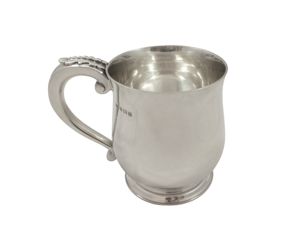 Antique George V Sterling Silver Pint Tankard / Mug 1931 View VI
