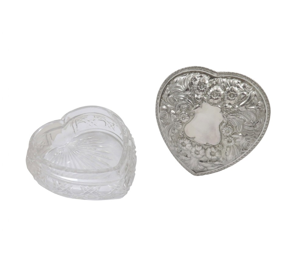 Antique Edwardian Sterling Silver & Cut Glass Heart Box 1901 View VI