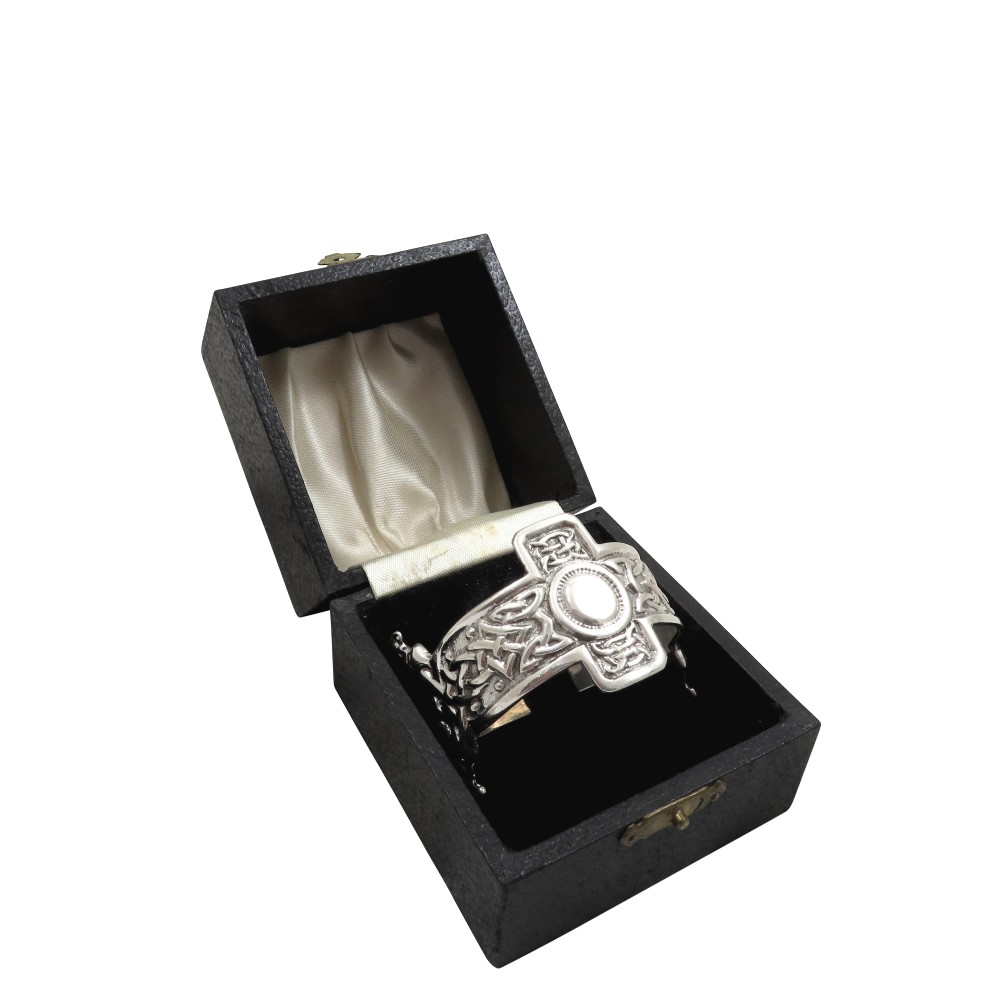 Antique Scottish Sterling Silver 'Celtic Cross' Napkin Ring in Case 1944