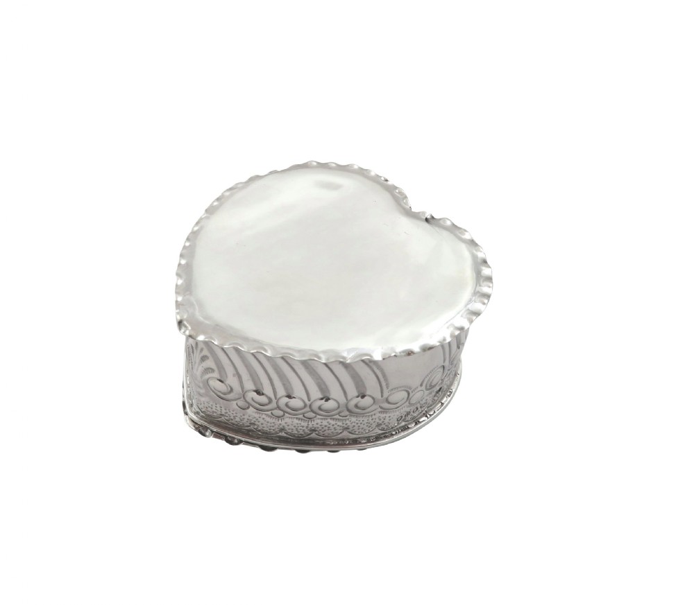 Antique Victorian Sterling Silver Heart Shape Trinket Box 1889 View VII