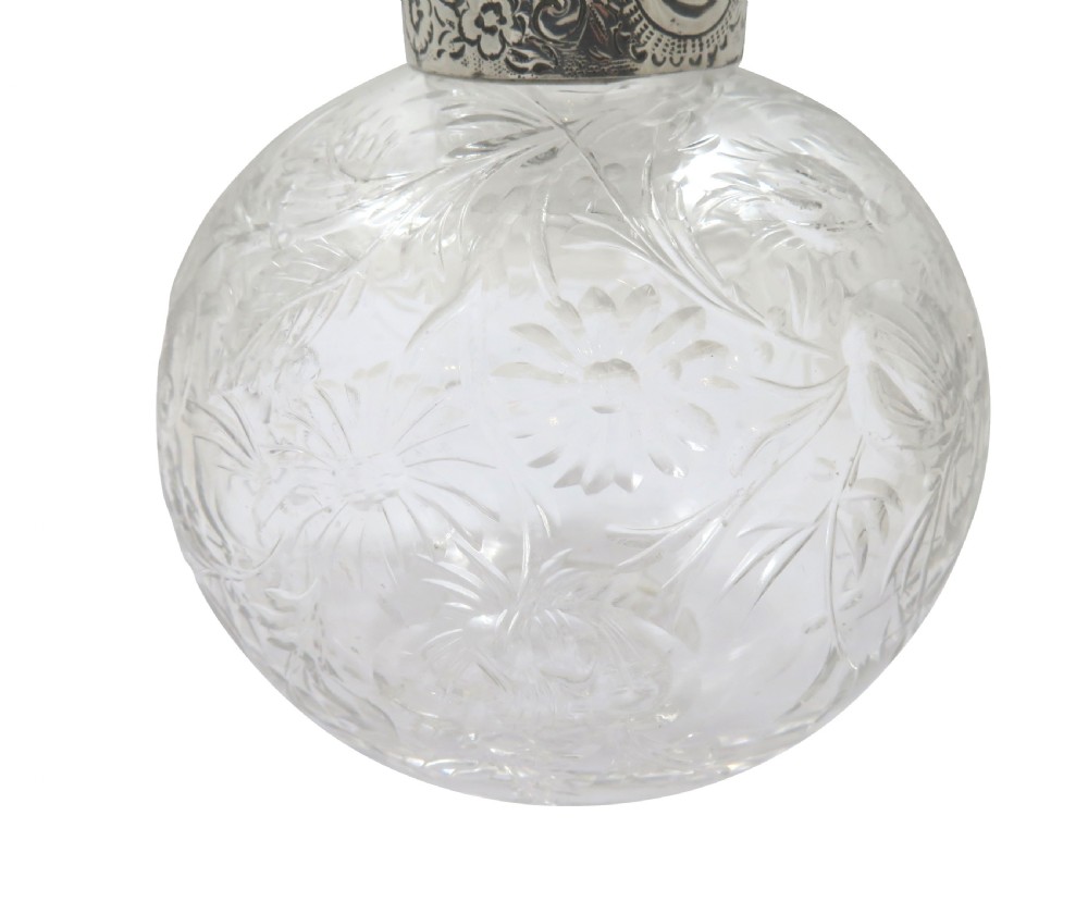 Antique Victorian Sterling Silver & Glass Scent/Perfume Bottle 1890 View VI