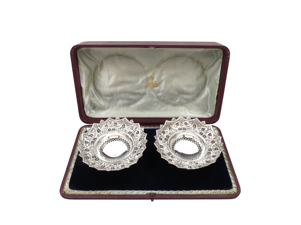 Pair of Antique Victorian Sterling Silver Dishes in Presentation Case 1897 View XI