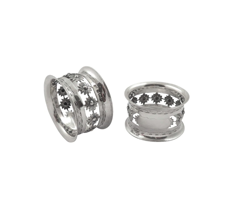 Pair of Antique Edwardian Sterling Silver Napkin Rings in Case 1904 View III