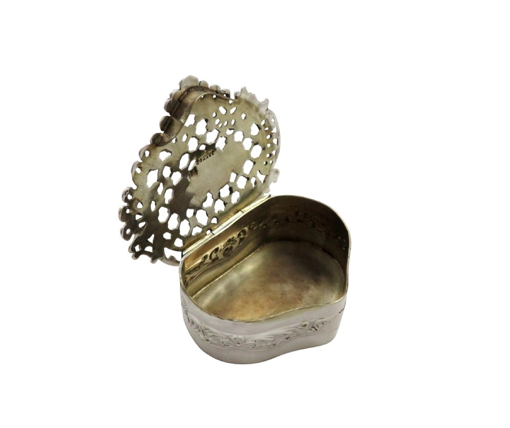 Antique Victorian Sterling Silver Pierced Lid Trinket Box 1900 View V