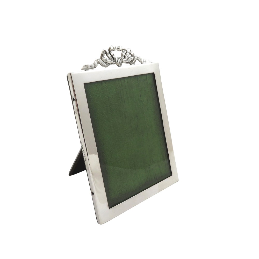 Antique George V Sterling Silver 'Bow/Ribbon' Photo Frame 1921