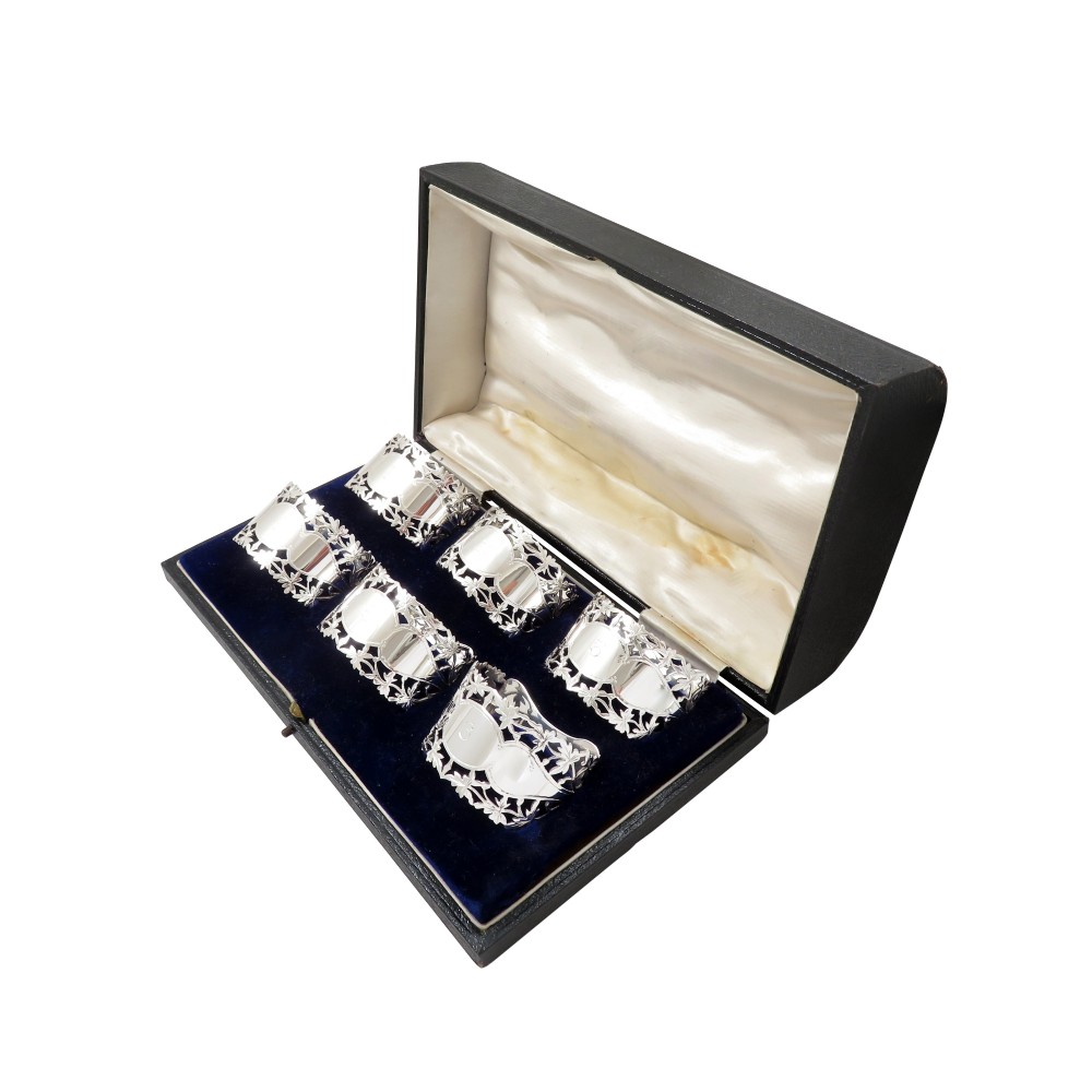 Set of 6 Antique Edwardian Sterling Silver Napkin Rings in Case 