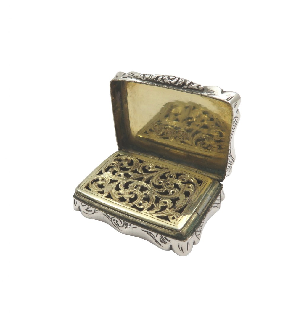 Antique Victorian Sterling Silver Vinaigrette 1857 View V