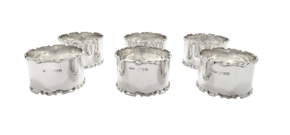 Set of 6 Antique George V Sterling Silver Napkin Rings in Case 1912 View II