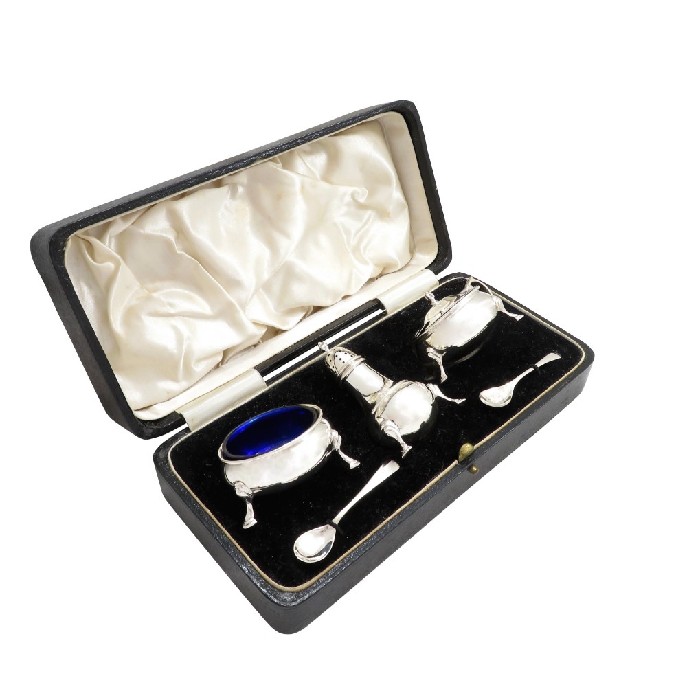 Antique George VI Sterling Silver 3 Piece Cruet Set in Case 