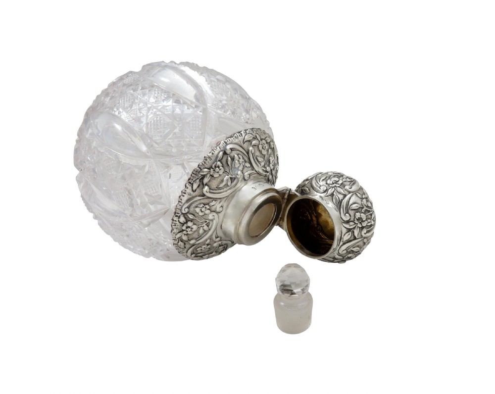 Antique Victorian Sterling Silver & Cut Glass Perfume / Scent Bottle 1894 View VI