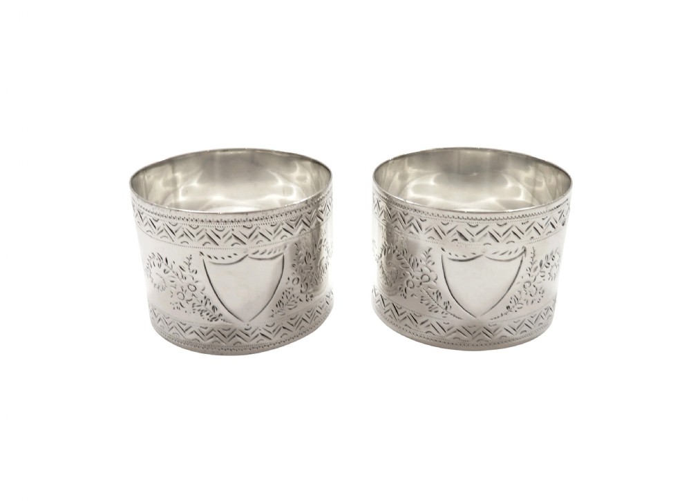 Pair of Antique Victorian Sterling Silver Napkin Rings in Case 1890 View VI