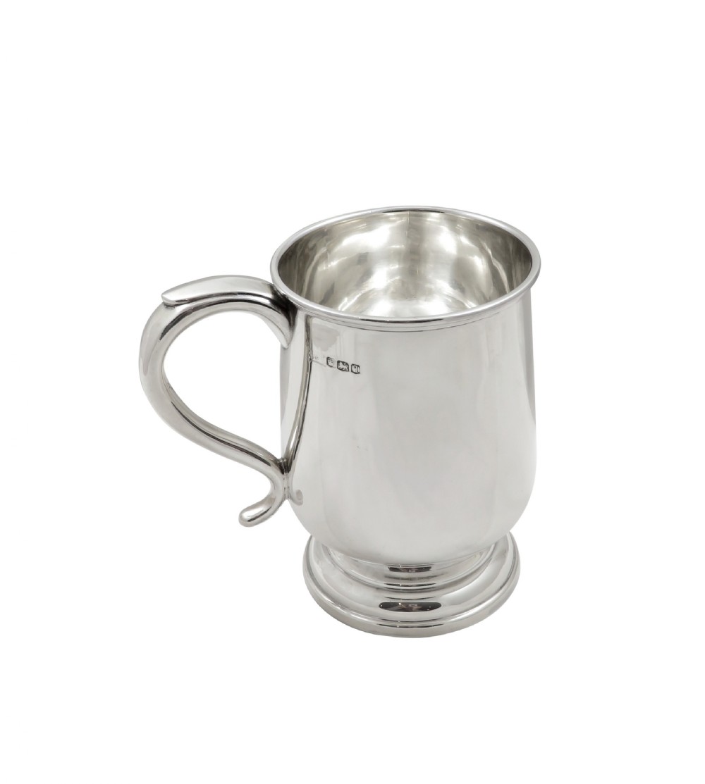 Antique George V Sterling Silver Pint Tankard / Mug 1933 View IV
