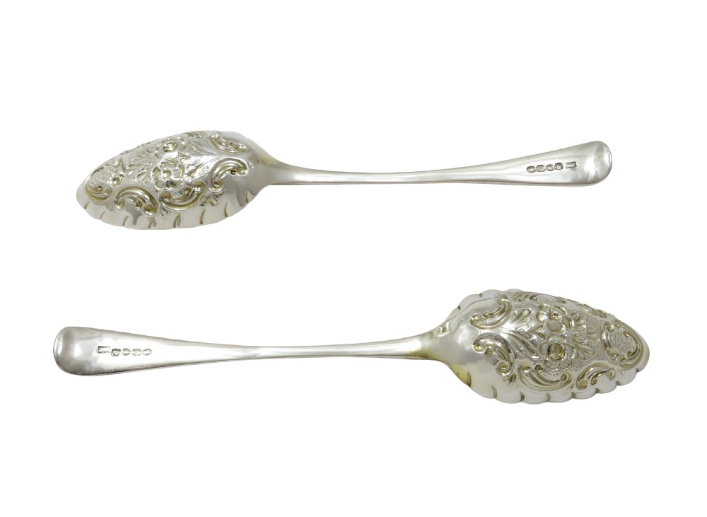 Pair of Antique William IV Sterling Silver Berry Spoons in Case 1838 View V