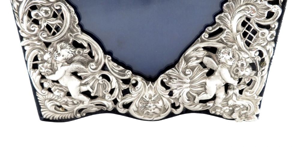 Antique Victorian Sterling Silver 'Cherubs' Photo Frame 1899 View VII