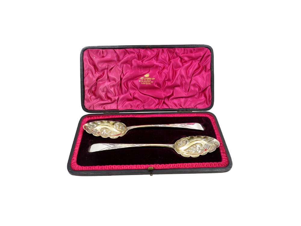 Pair of Antique Georgian Sterling Silver Berry Spoons in Case 1790/98 View X