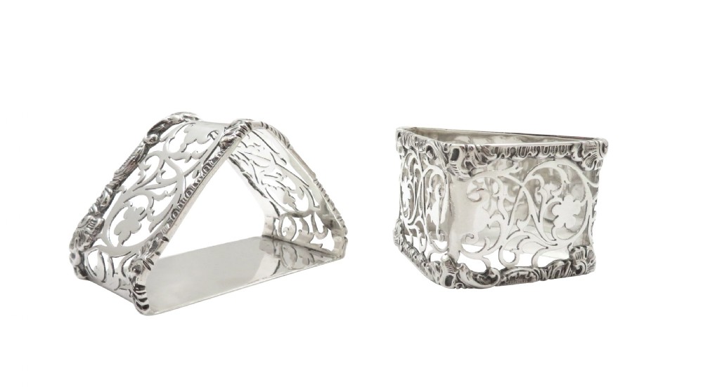 Pair of Antique George V Sterling Silver 'Triangle' Napkin Rings in Case 1912 View VIII