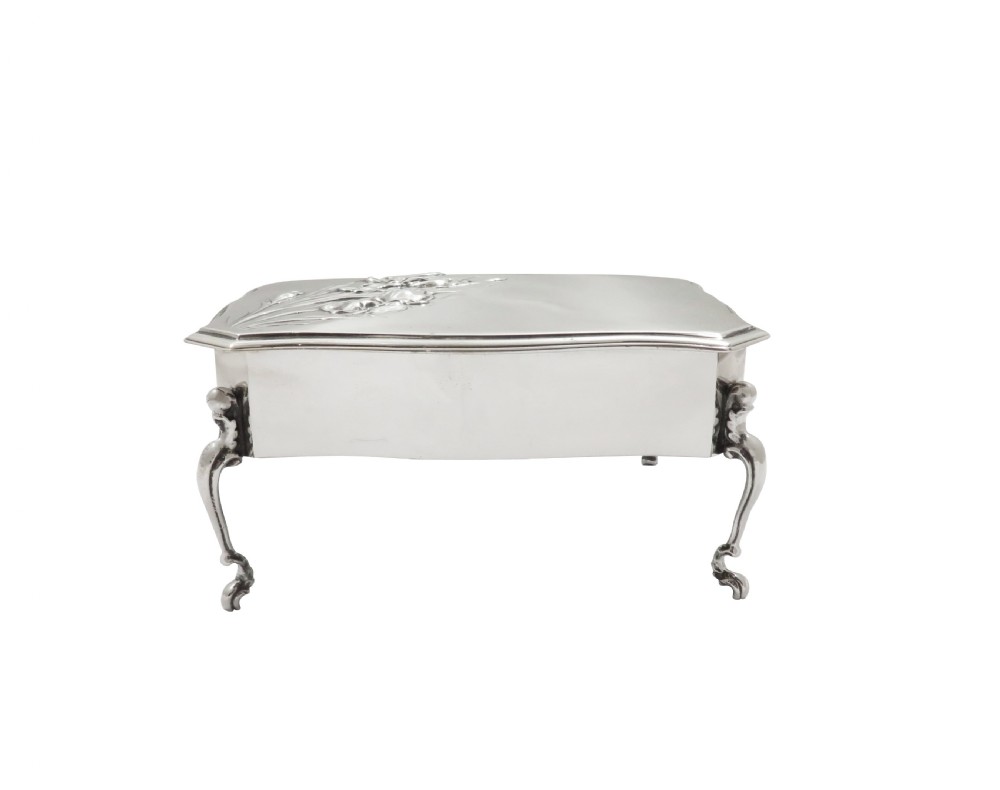 Antique Edwardian Sterling Silver Trinket Box on Legs 1904 View V