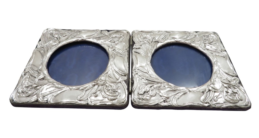 Antique Art Nouveau Sterling Silver Double Hinged Folding Photo Frame 1903 View III