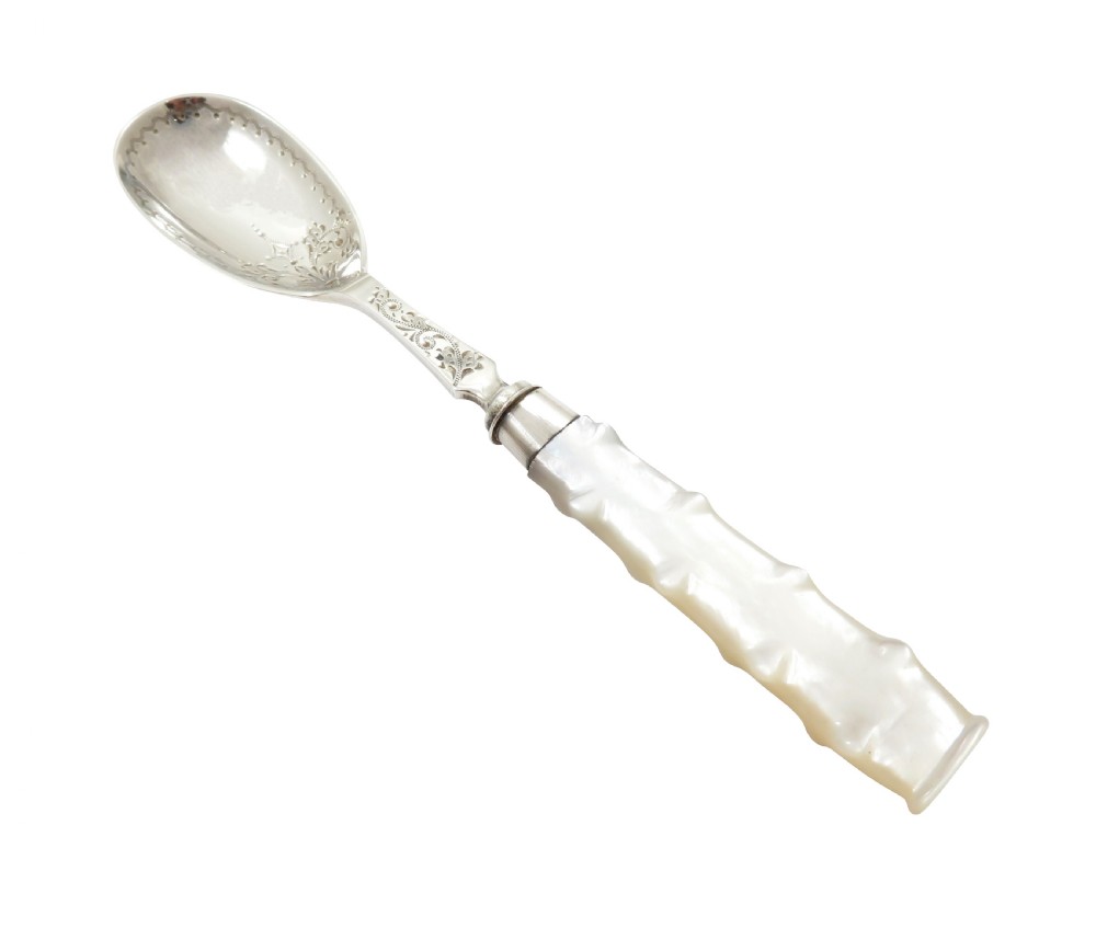 Antique Victorian Sterling Silver Pickle Fork, Jam Spoon, Butter Knife Set in Case 1891/92 View IV