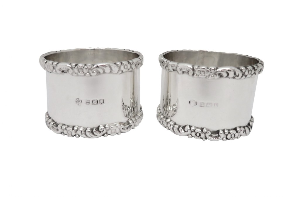 Pair of Antique Edwardian Sterling Silver Napkin Rings in Case 1910 View II