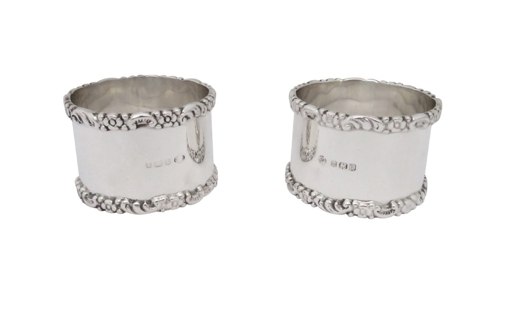 Pair of Antique Edwardian Sterling Silver Napkin Rings in Case 1910 View V