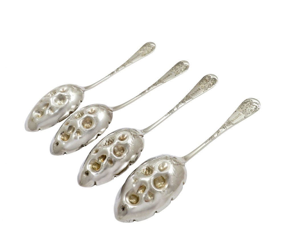Set of 4 Antique Victorian Sterling Silver Berry Spoons in Case 1892 View IV