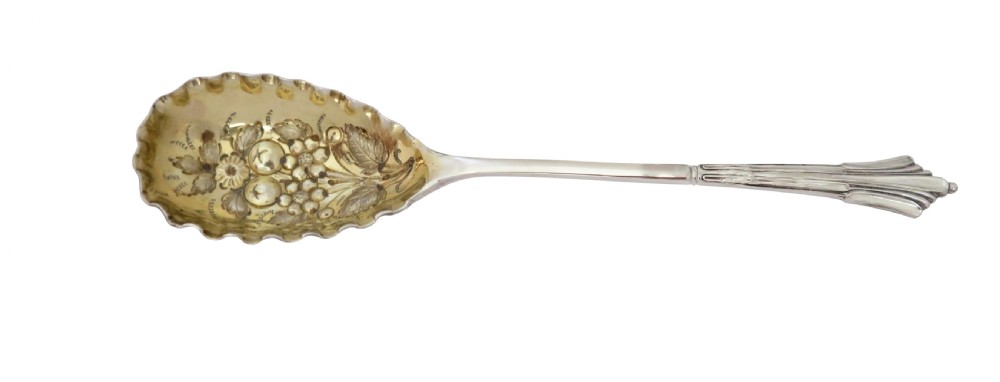 Set of 3 Antique Victorian Sterling Silver Berry Spoons & Sifter in Case 1898 View VII