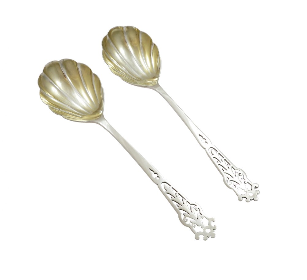 Set of 3 Antique Edwardian Sterling Silver Serving Spoons in Case 1905 View VI