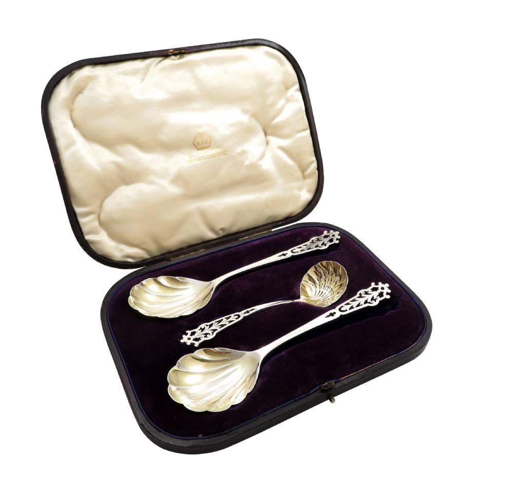 Set of 3 Antique Edwardian Sterling Silver Serving Spoons in Case 1905 View X