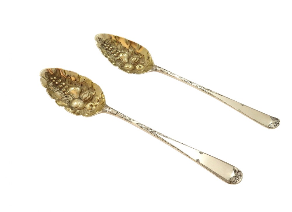 Pair of Antique Georgian Sterling Silver Berry Spoons in Case 1799 View III