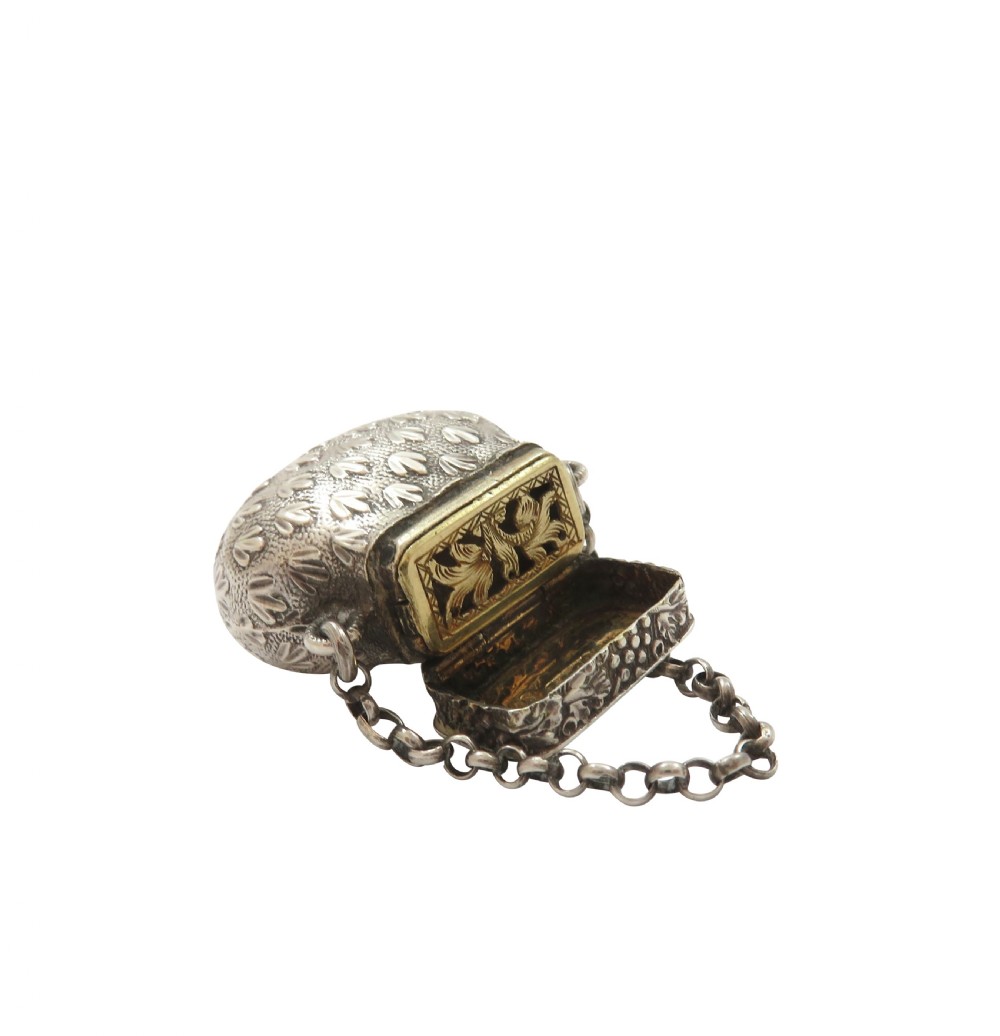 Antique Georgian Sterling Silver 'Handbag / Purse' Vinaigrette 1820 View IX