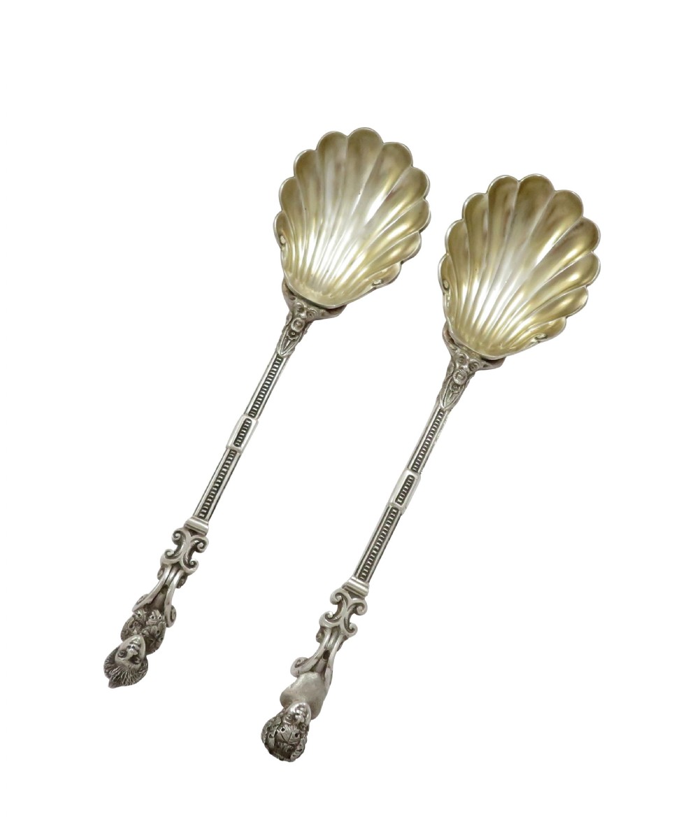 Unusual Pair of Antique Edwardian Sterling Silver Serving Spoons in Case 1903 View IV