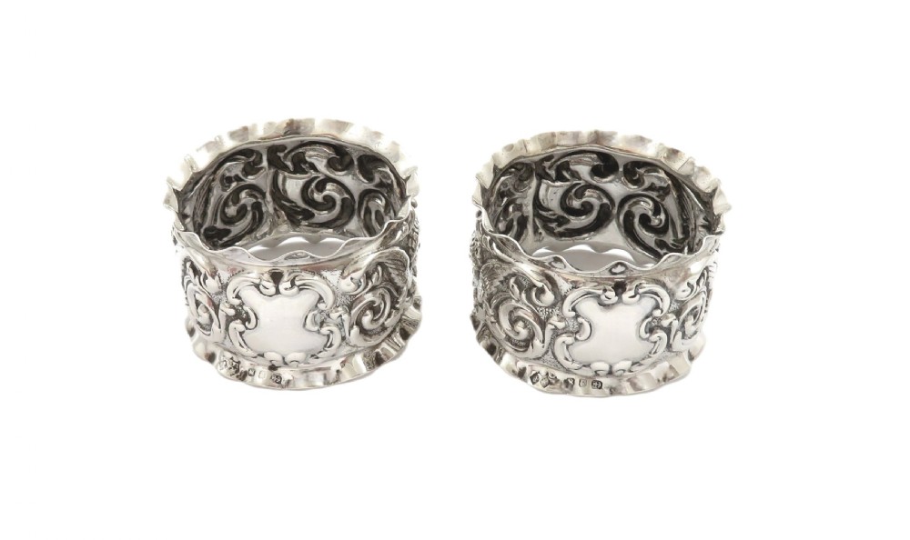 Pair of Antique Victorian Sterling Silver 'Angels' Napkin Rings in Case 1898 View VII