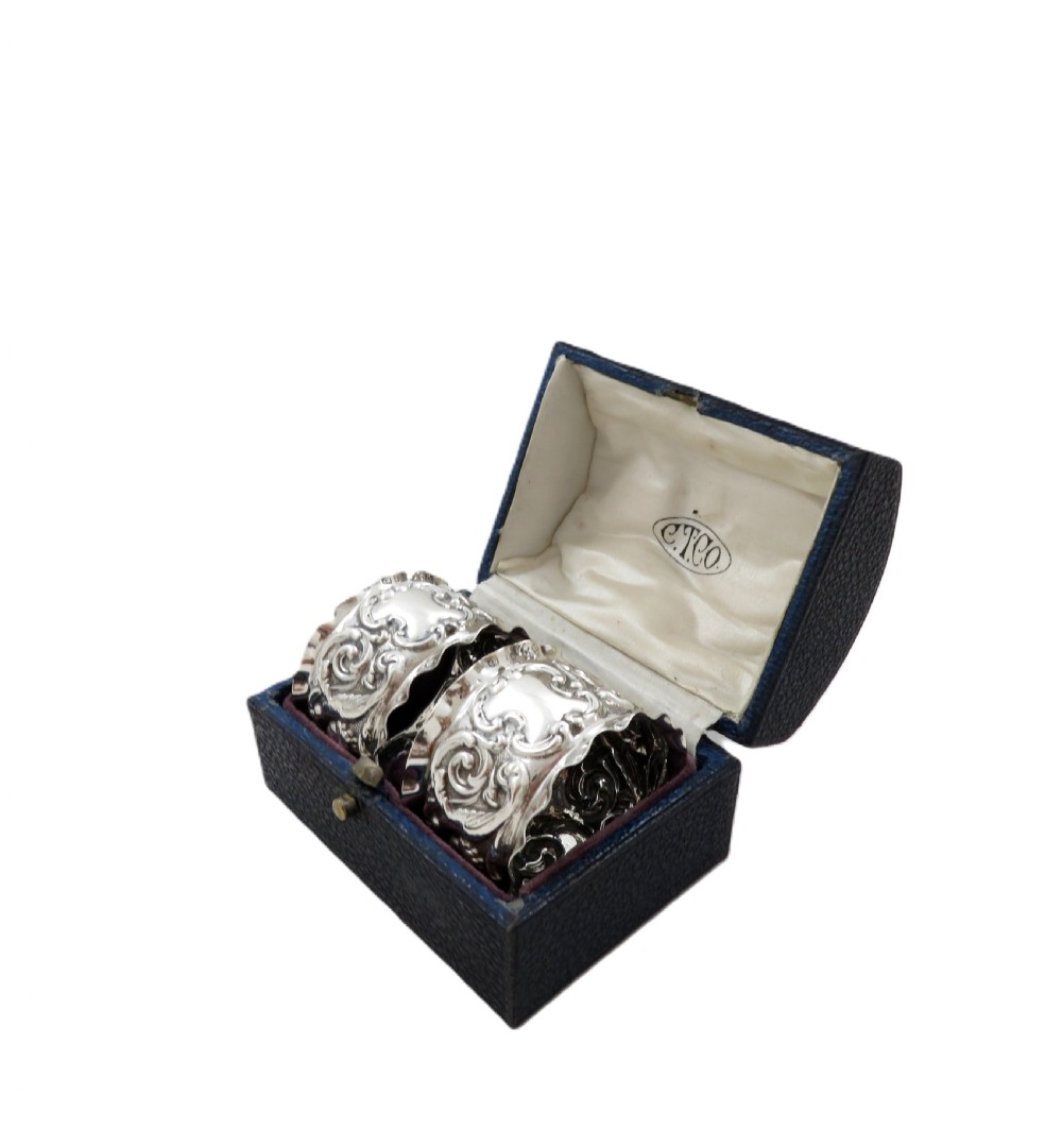 Pair of Antique Victorian Sterling Silver 'Angels' Napkin Rings in Case 1898 View VIII