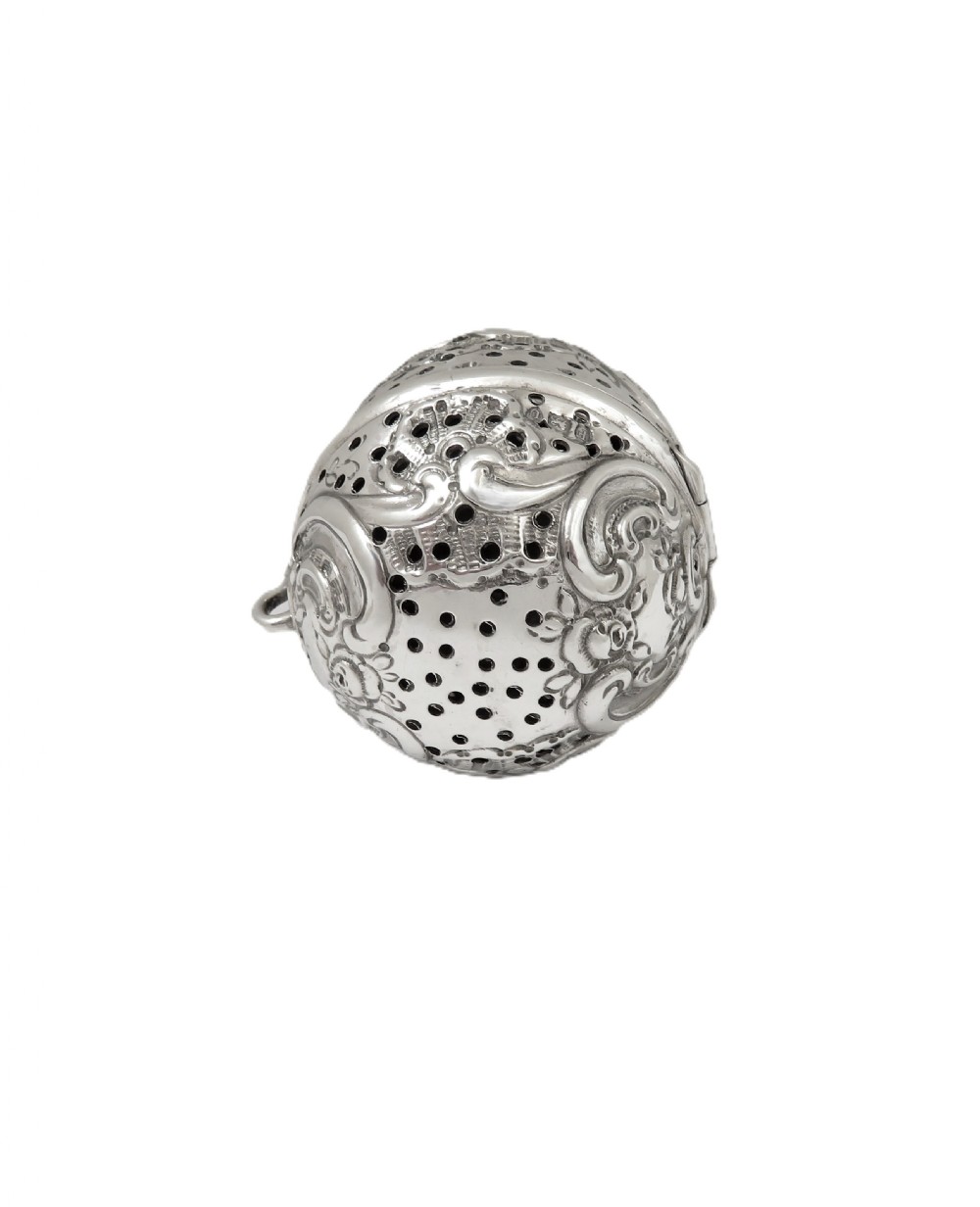 Antique Victorian Sterling Silver Tea Infuser 1895 View IV
