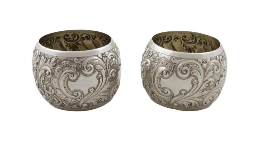 Pair of Antique Scottish Sterling Silver Napkin Rings in Case - Glasgow 1900 View II