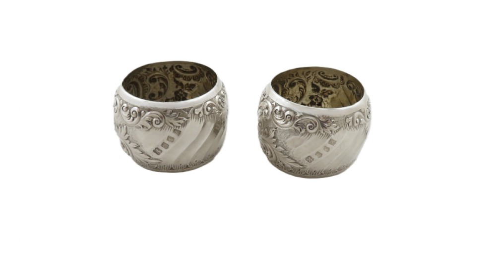 Pair of Antique Scottish Sterling Silver Napkin Rings in Case - Glasgow 1900 View VII