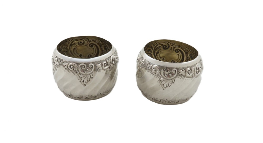 Pair of Antique Scottish Sterling Silver Napkin Rings in Case - Glasgow 1900 View VIII