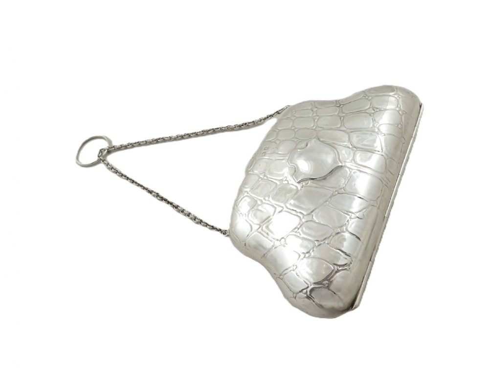 Antique Edwardian Sterling Silver 'Crocodile' Purse 1910 View VI