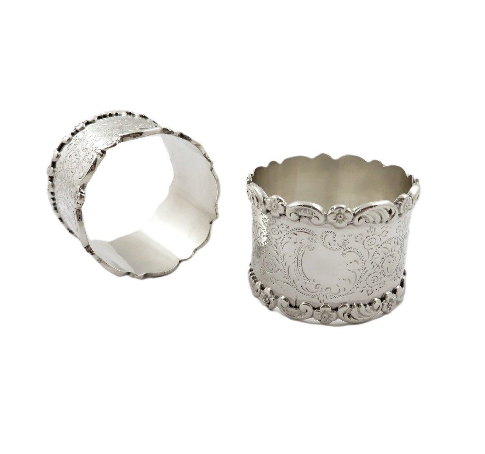 Pair of Antique Edwardian Sterling Silver Napkin Rings in Case 1901/1903 View II