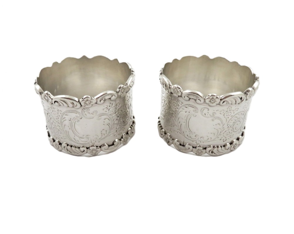 Pair of Antique Edwardian Sterling Silver Napkin Rings in Case 1901/1903 View V