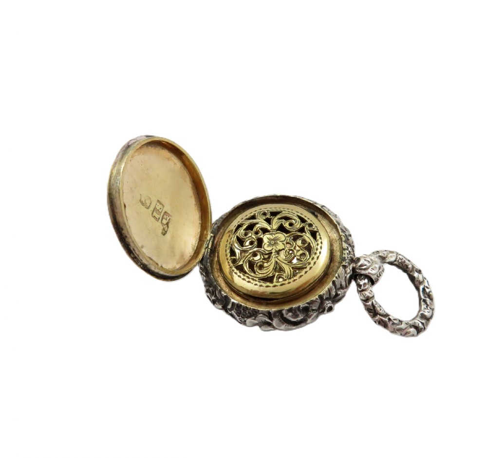 Antique Georgian Sterling Silver Vinaigrette 1821 View VIII