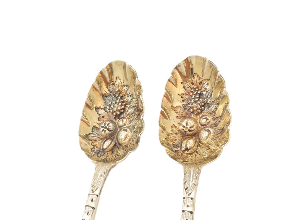 Pair of Antique Victorian Sterling Silver Berry Spoons in Case 1855 View VI