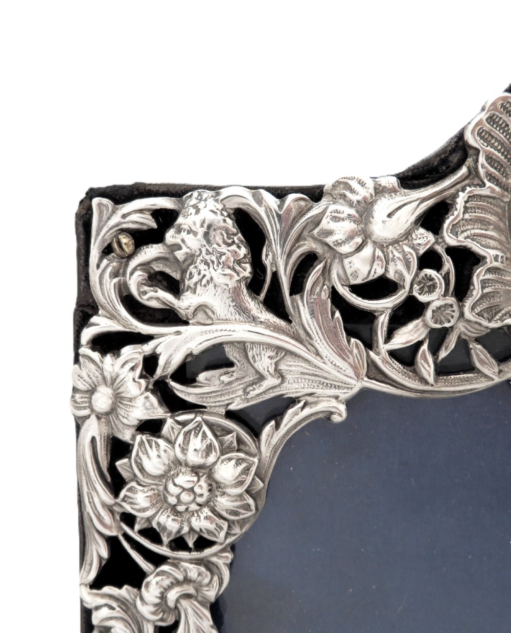 Antique Victorian Sterling Silver 'Heart' Photo Frame 1895 View IV