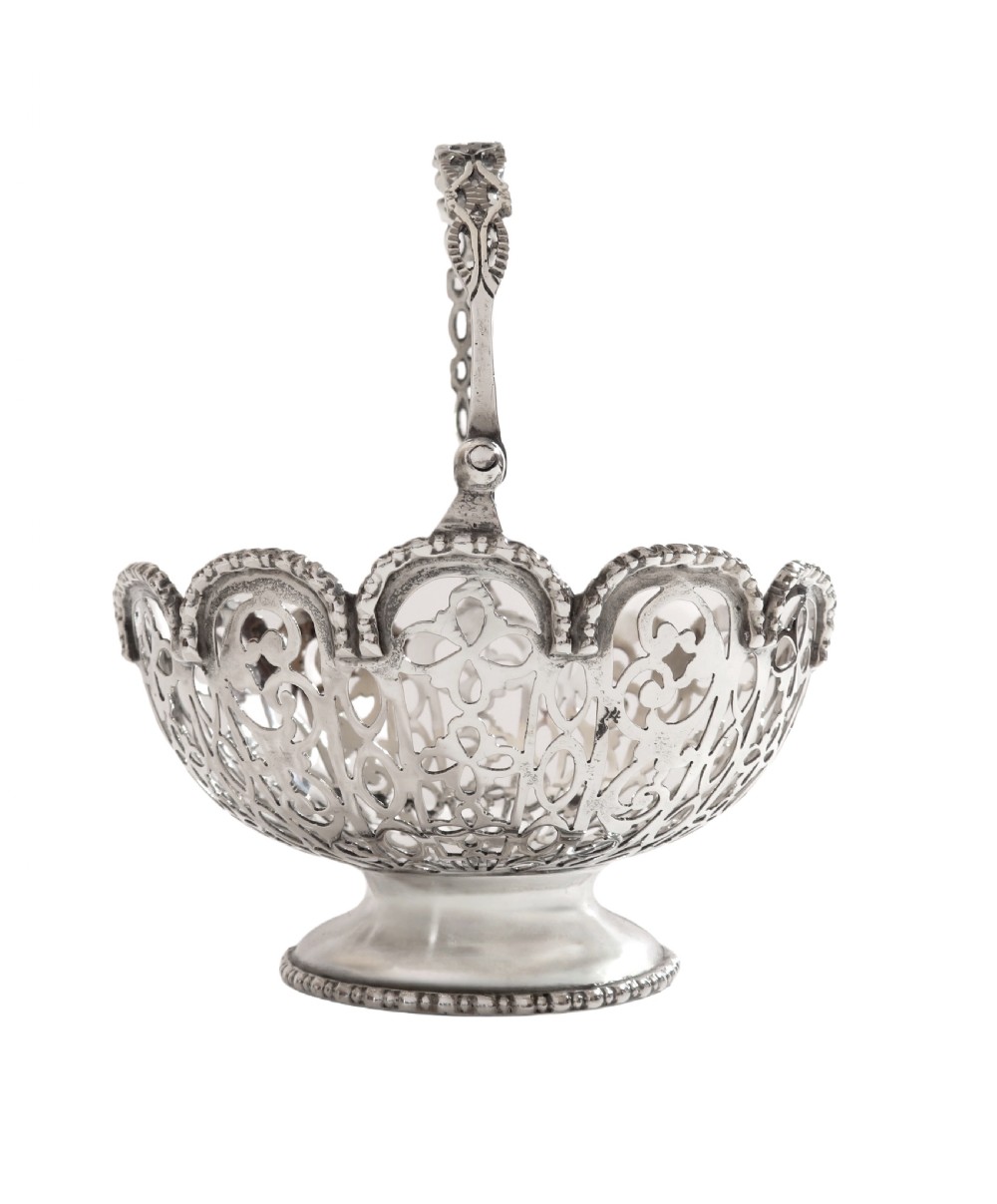 Pair of Antique Edwardian Sterling Silver Baskets 1910 View III