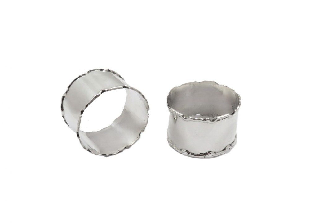 Set of 6 Antique Sterling Silver Napkin Rings in Case 1926 View V