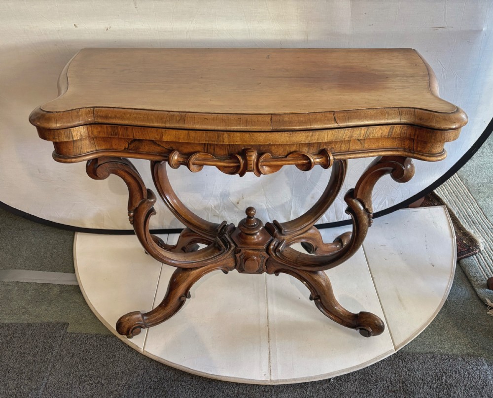 Early Victorian  Serpentine shaped rosewood card table View VI